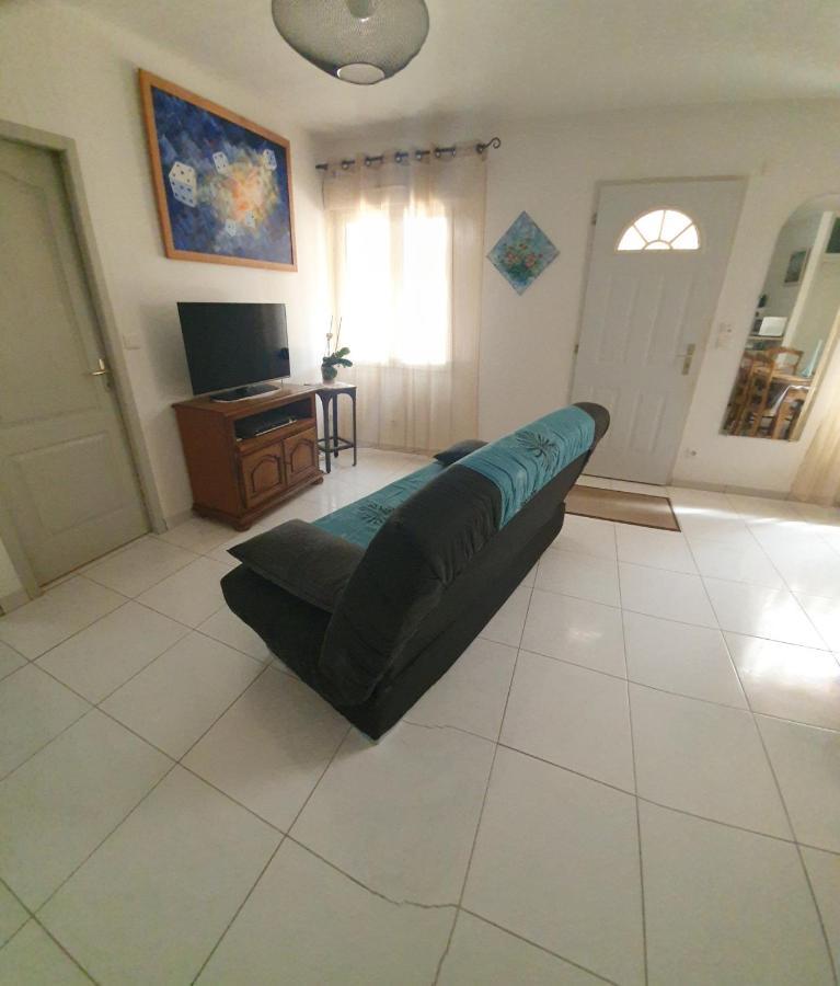 Villa Au Rendez-Vous Des Arts Alzonne Esterno foto
