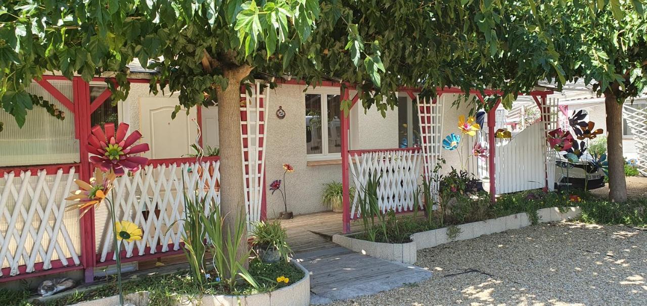 Villa Au Rendez-Vous Des Arts Alzonne Esterno foto
